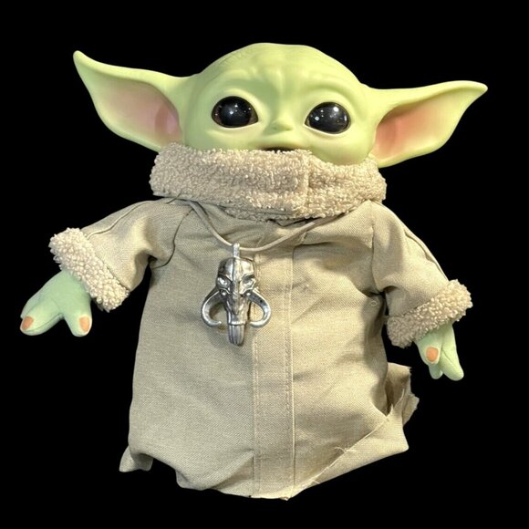 Mattel 2021 Baby Yoda Plush Toy With Beige Outfit & Necklace - Picture 1 of 4